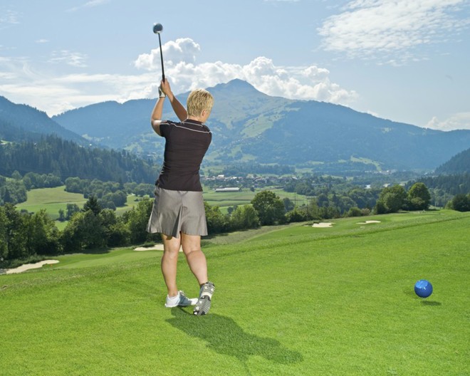 Golfplatz_10_1600x1280.jpg