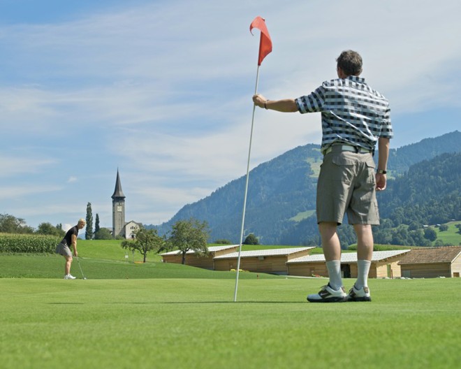 Golfplatz_6_1600x1280.jpg