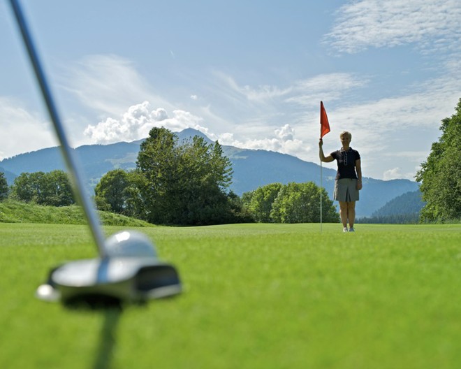 Golfplatz_9_1600x1280.jpg